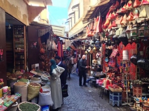 Balek! Balek! 9,000 alleyways in Fès!